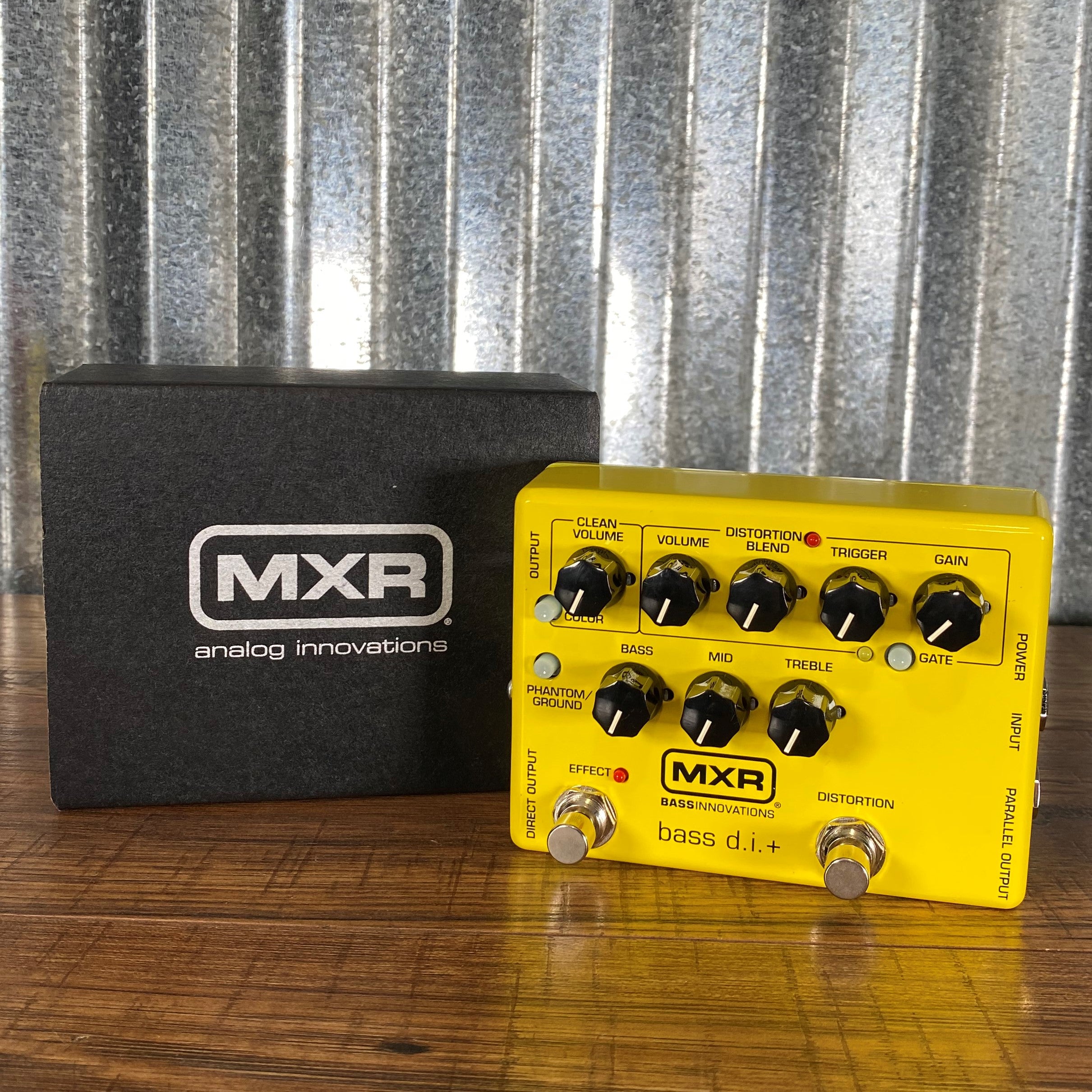 Dunlop MXR M80 Bass DI + Direct Box & Preamp Guitar Effect Pedal