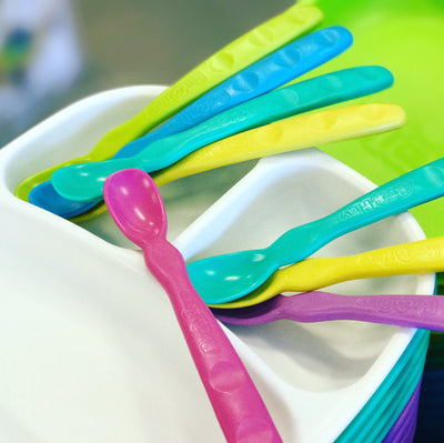 https://cdn.shopify.com/s/files/1/1100/4024/products/Replay_Baby_Spoons_for_Infant_Feeding_400x400.JPG?v=1656858831