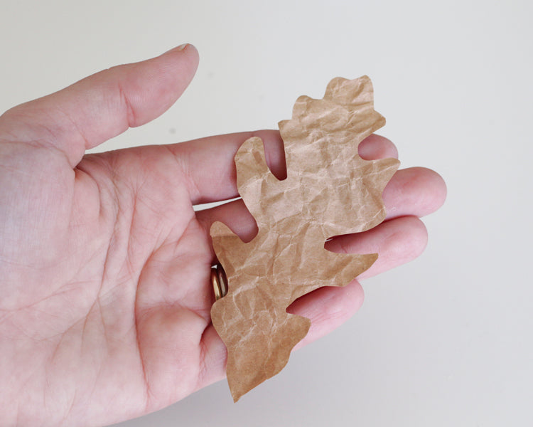 Paper Oak Leaves and Acorns Tutorial