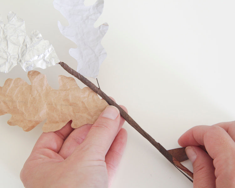 Paper Oak Leaves and Acorns Tutorial