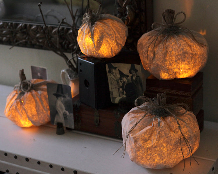 Tutorial: Paper Pumpkin Luminary Halloween Decorations