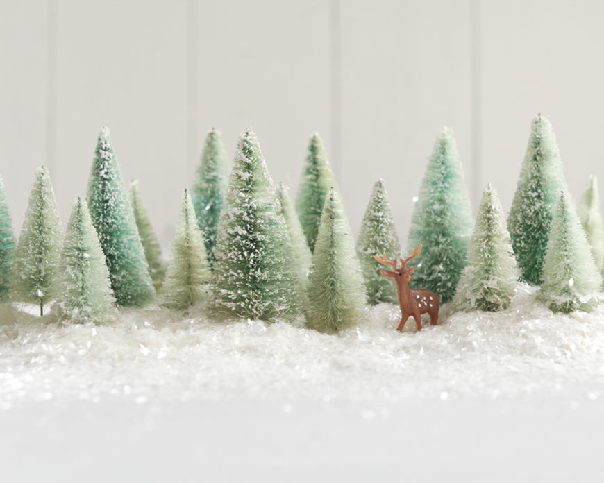 How to Bleach Bottle Brush Trees - Christmas Craft Tutorial