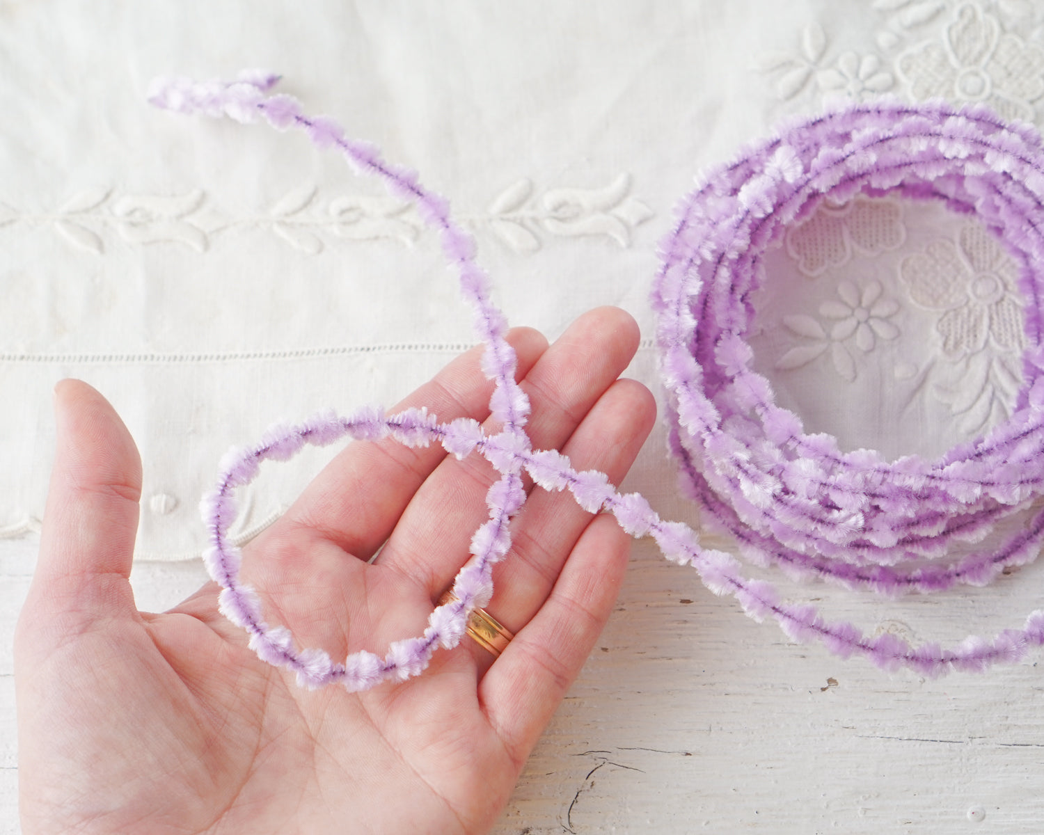 Wired White Yarn Trim - Fluffy Yarn Fur Craft Cord, 3 Yds.