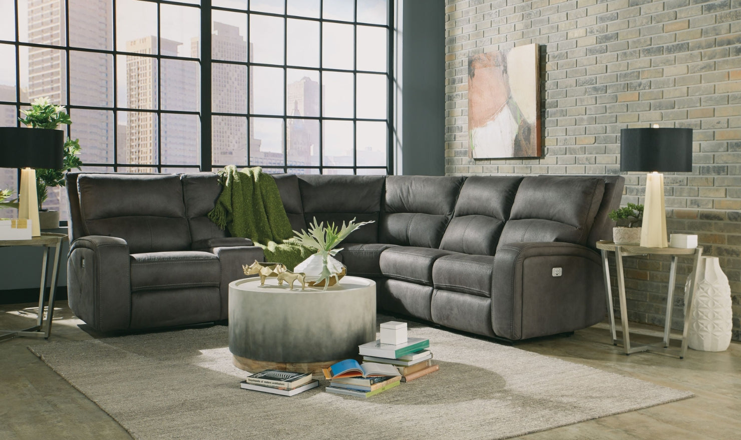 Nirvana 6-piece sectional with power reclining mechanism