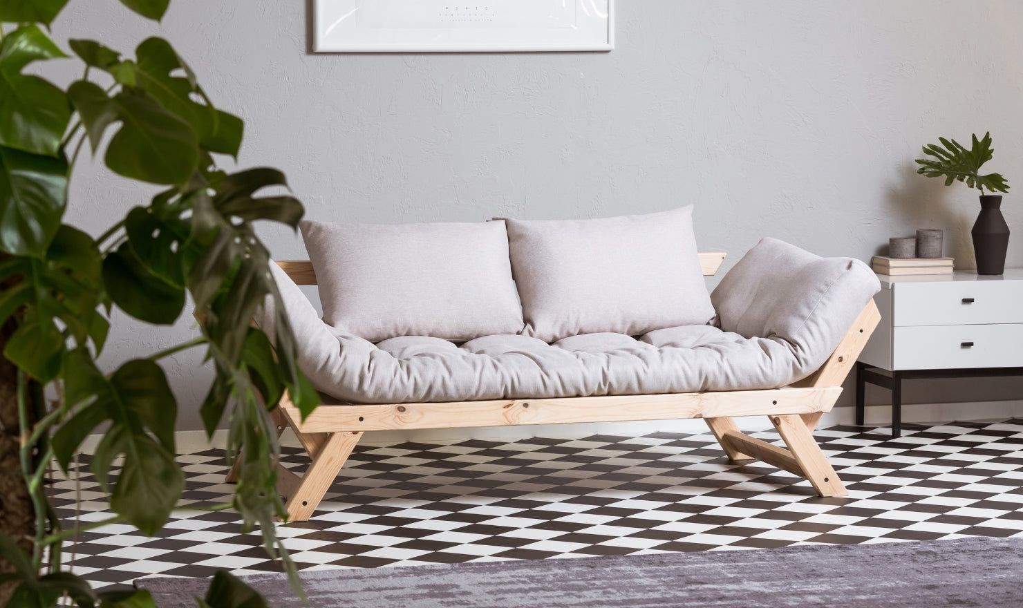 Sofa Beds Vs Futons - Are you on a budget