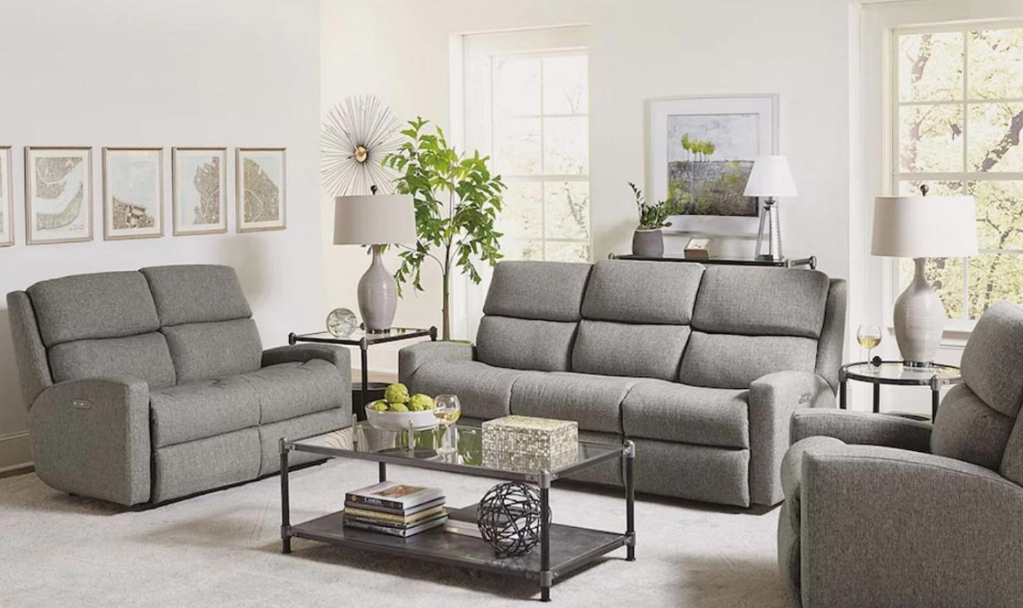 What Is a Manual Recliner Sofa