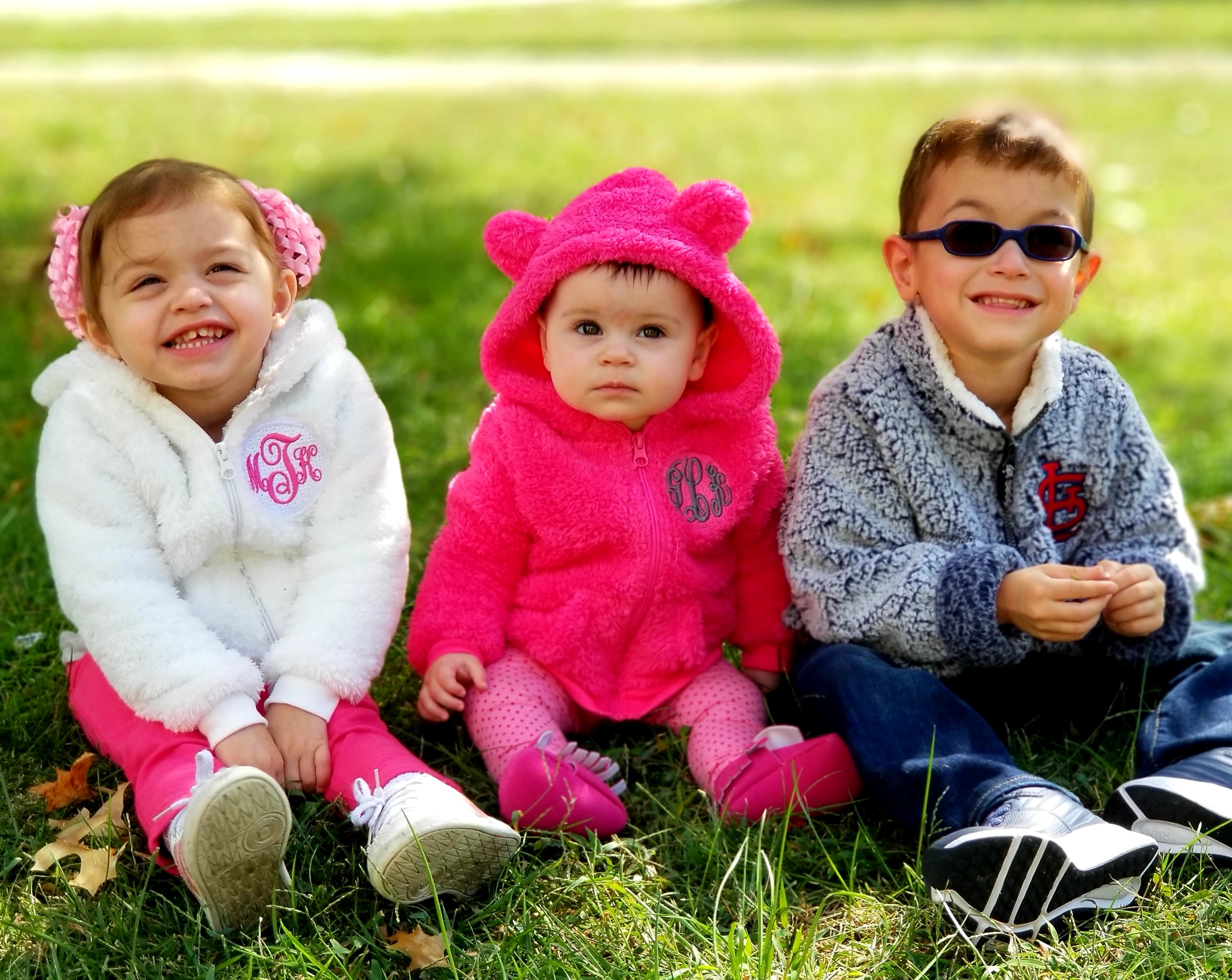 Beatrice & George Girls & Cashmere Monogram Hat Set Girls Kids 2-6 Year Pink Wool by Childrensalon