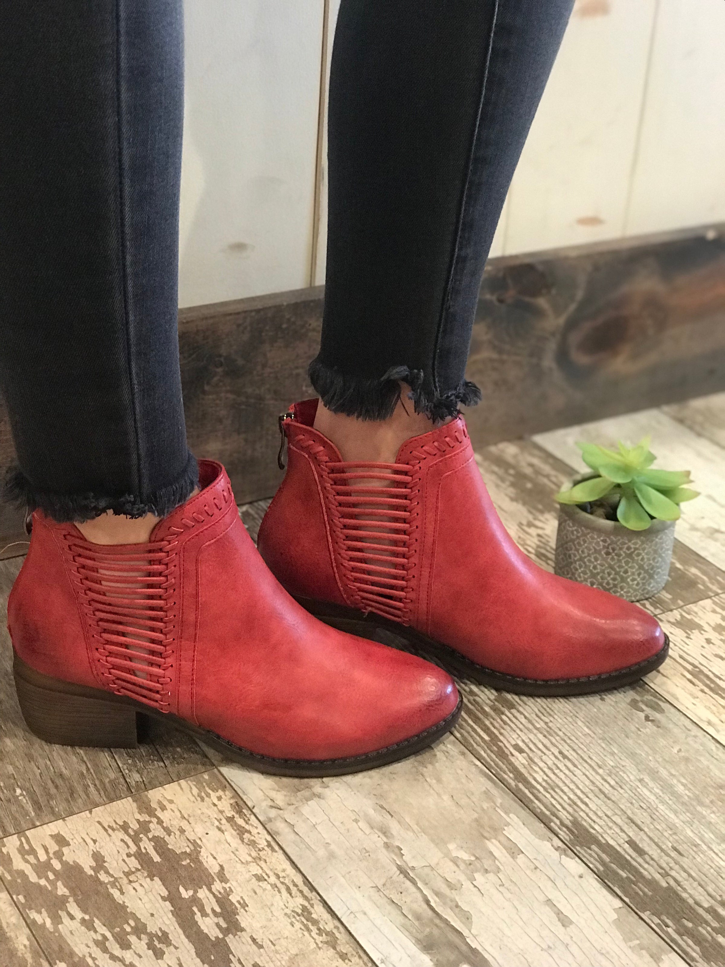 Joliet Short Booties – Trendsetters 