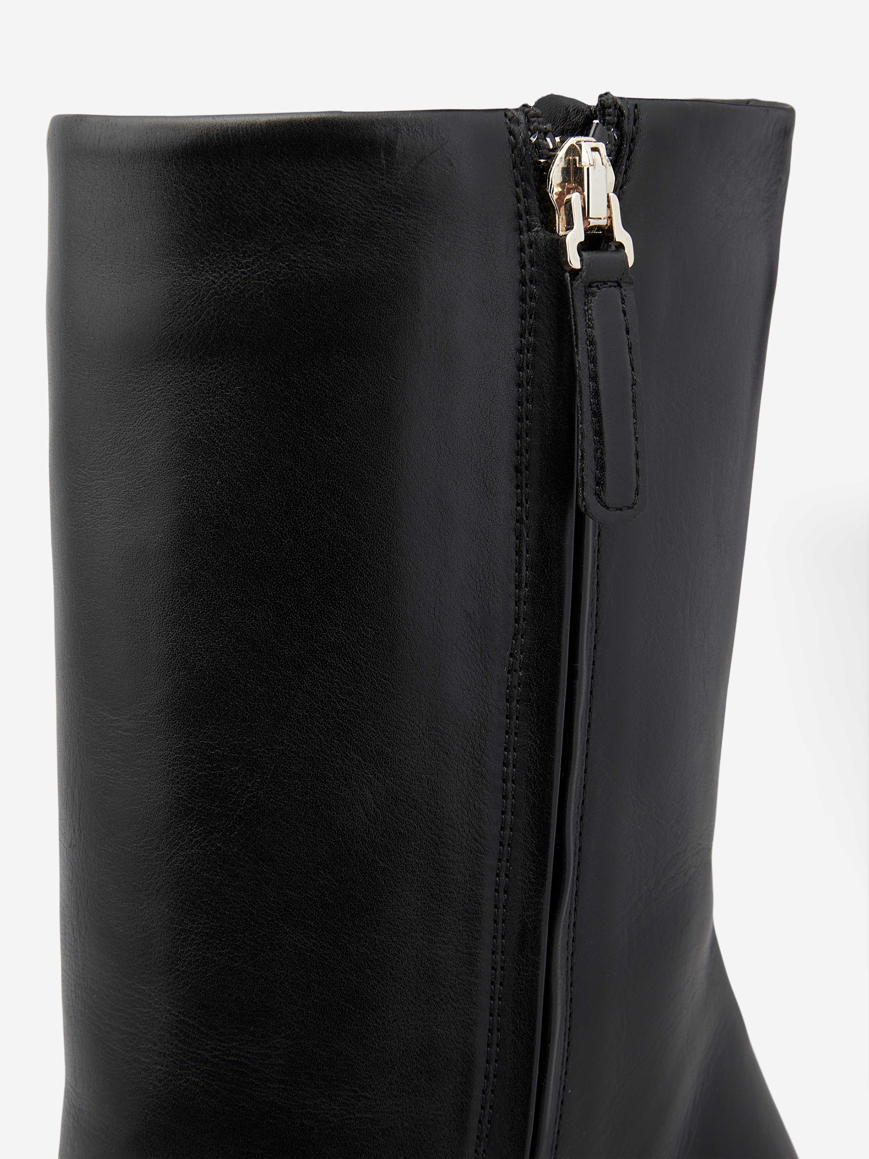 Tamara Mellon Launches Wide-Calf Boots With Innovative New Sizing