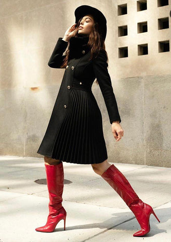 https://www.feathersofitaly.co.uk/collections/vip-offers/products/rinascimento-cappotto-pleated-3-4-length-coat-in-black