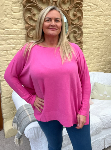 https://www.feathersofitaly.co.uk/products/copy-of-naples-relaxed-batwing-long-sleeves-jumper-baby-pink?_pos=7&_sid=37f7f48b2&_ss=r