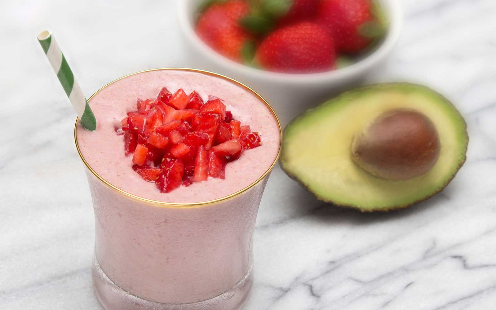Strawberry Avocado Breakfast Smoothie Recipe - Nutracelle