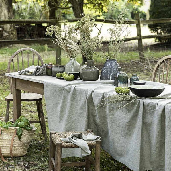 Chambray Yarn Dyed Pure Linen with Natural Warp and Coloured Weft Table Cloth by Alexandre Turpault Table Cloth Alexandre Turpault 