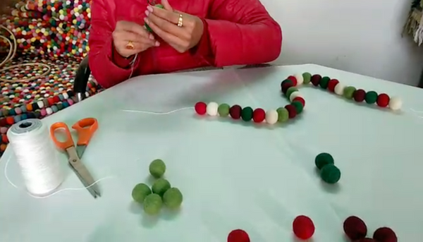 felt ball garland how to make