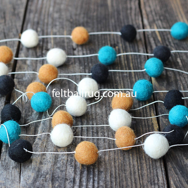 felt ball garland 