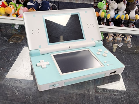 Nintendo DSi Light Blue Handheld Console Game System with charger and case