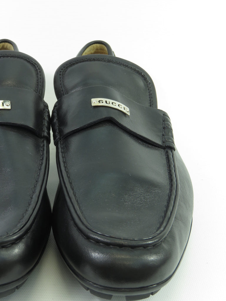 gucci loafers silver buckle