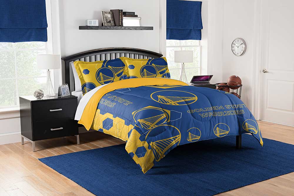 Golden State Warriors NBA Hexagon King Comforter & Sham Set