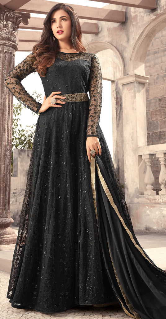black party wear gown