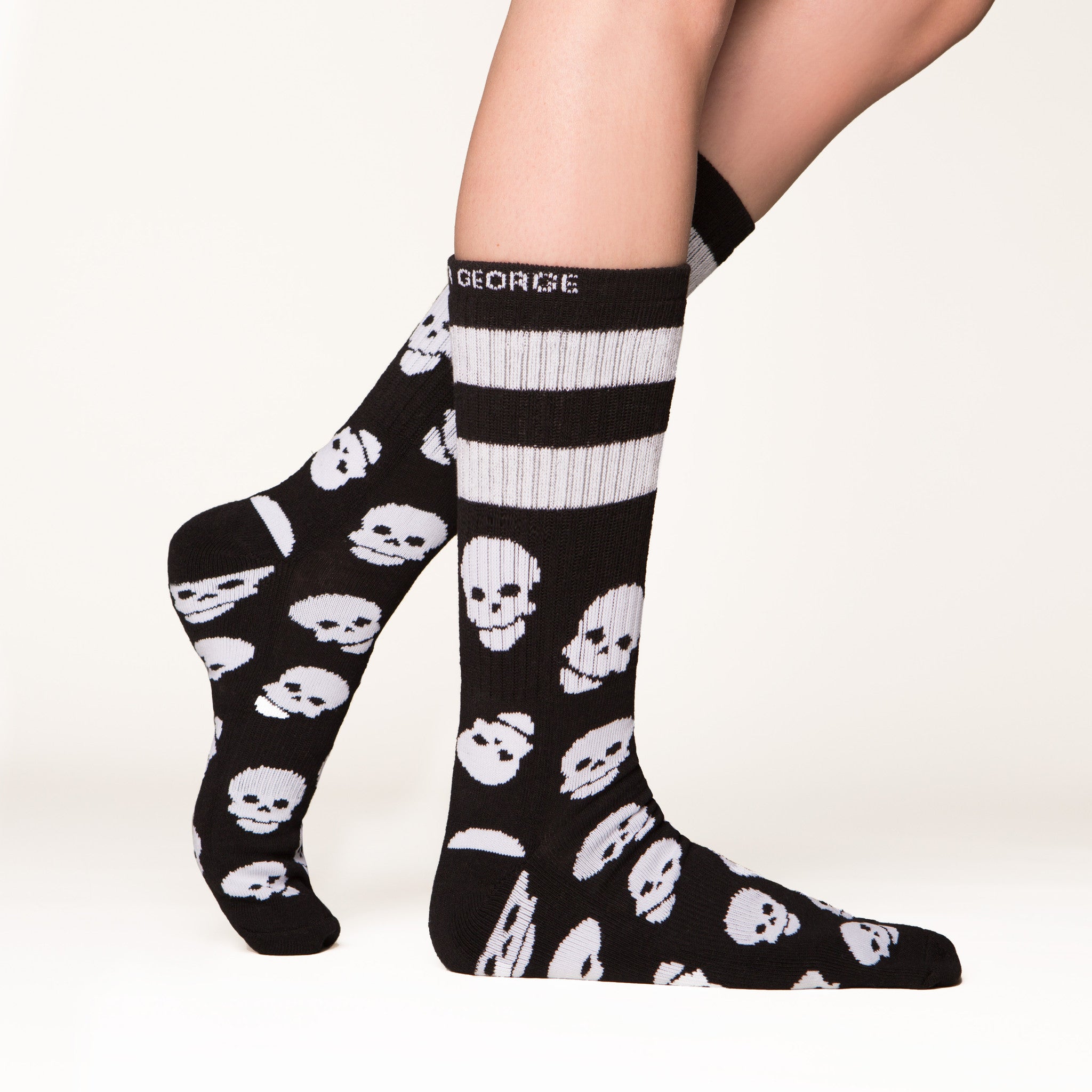 Wonderlijk Skull Socks - Halloween Arthur George Socks by Rob Kardashian OW-66