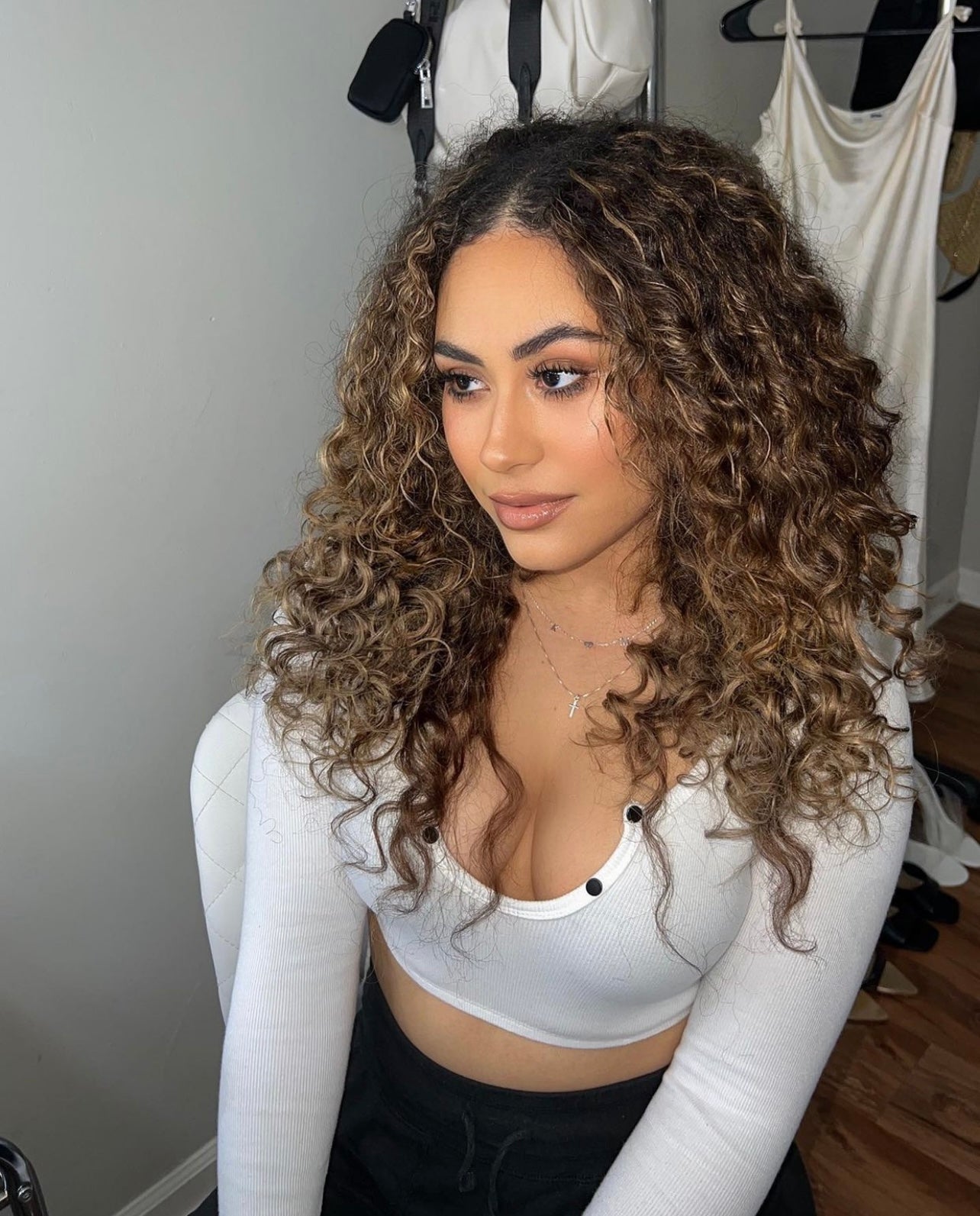 Wavy Curly Dark Blonde | Curly Hair Extensions | Curly Heaven™