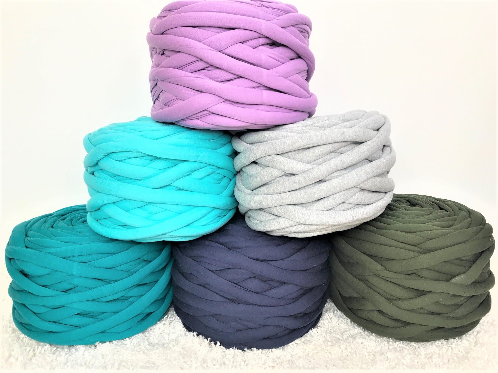 chunky yarn in bulk