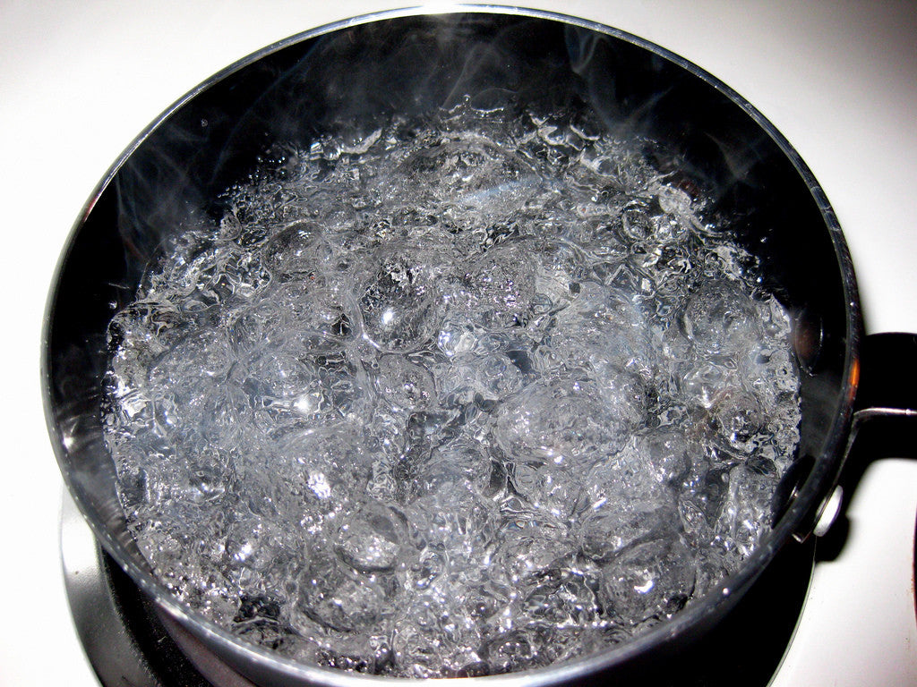 The 5 Different Stages of Boiling Water and How the ...