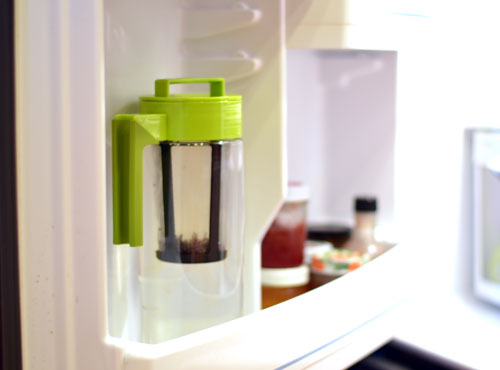 How to Make Refrigerator Iced Tea