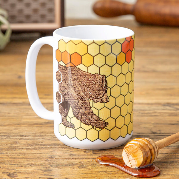 https://cdn.shopify.com/s/files/1/1108/1986/products/bear-coffee-mug-874914_600x.jpg?v=1699633675