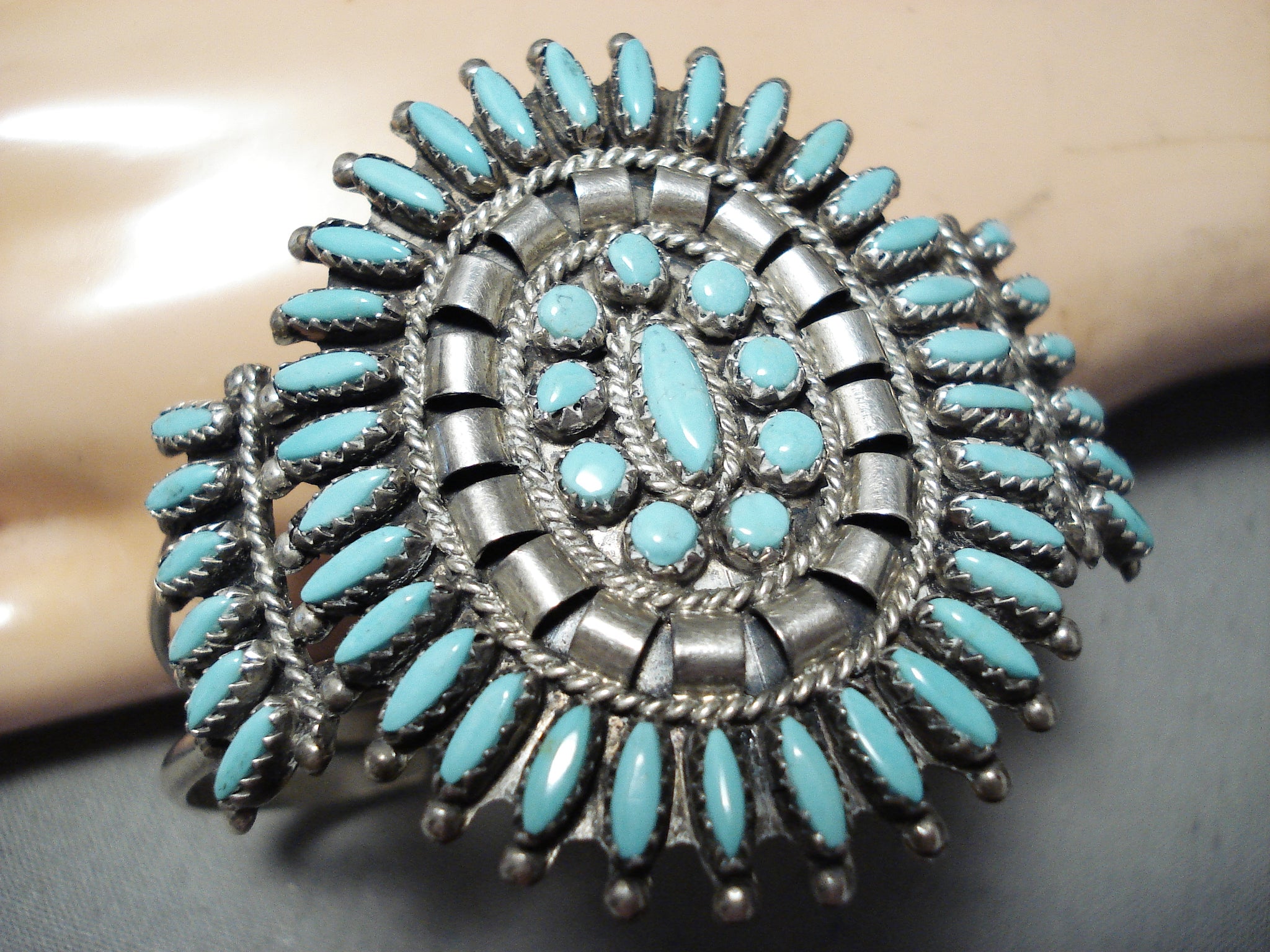 Outstanding Nez Vintage Native American Navajo Turquoise Cluster Sterl Nativo Arts