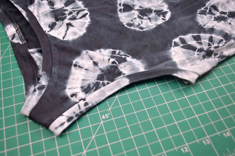 Pattern Emporium pattern hack sleeveless banded top