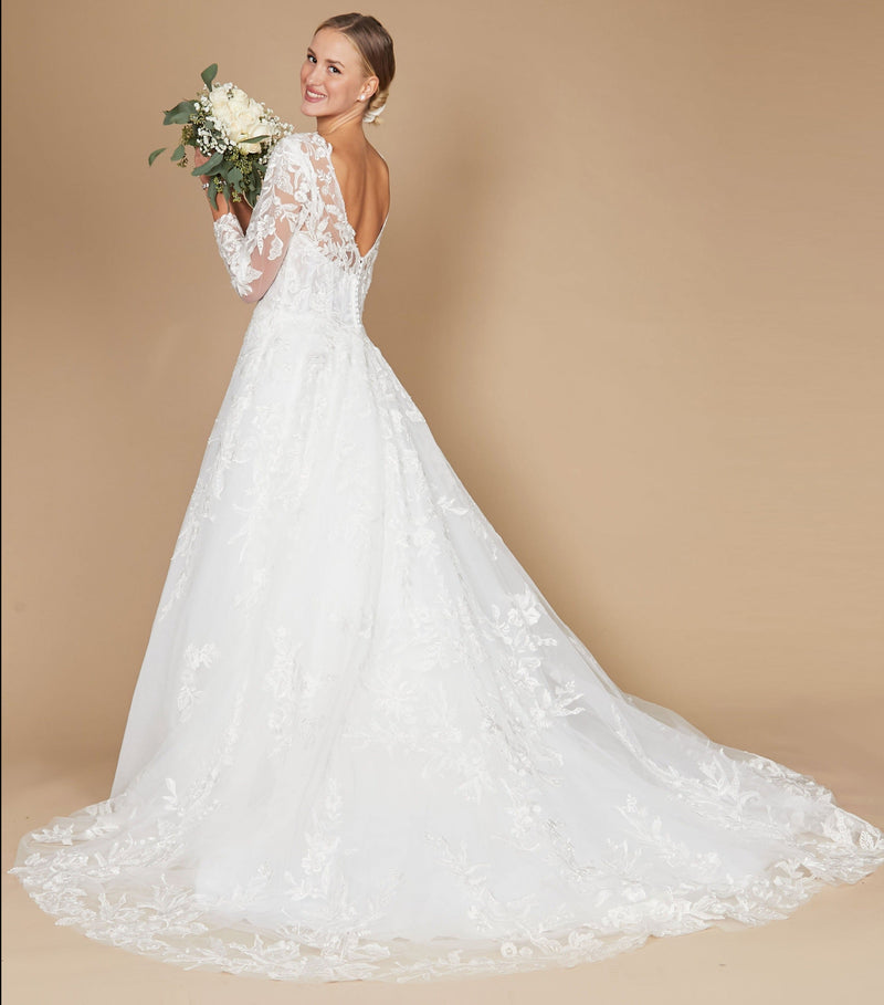 Minimalist crepe wedding dress, simple and modest bridal dress, long sleeve  wedding dress – Elina • Piondress