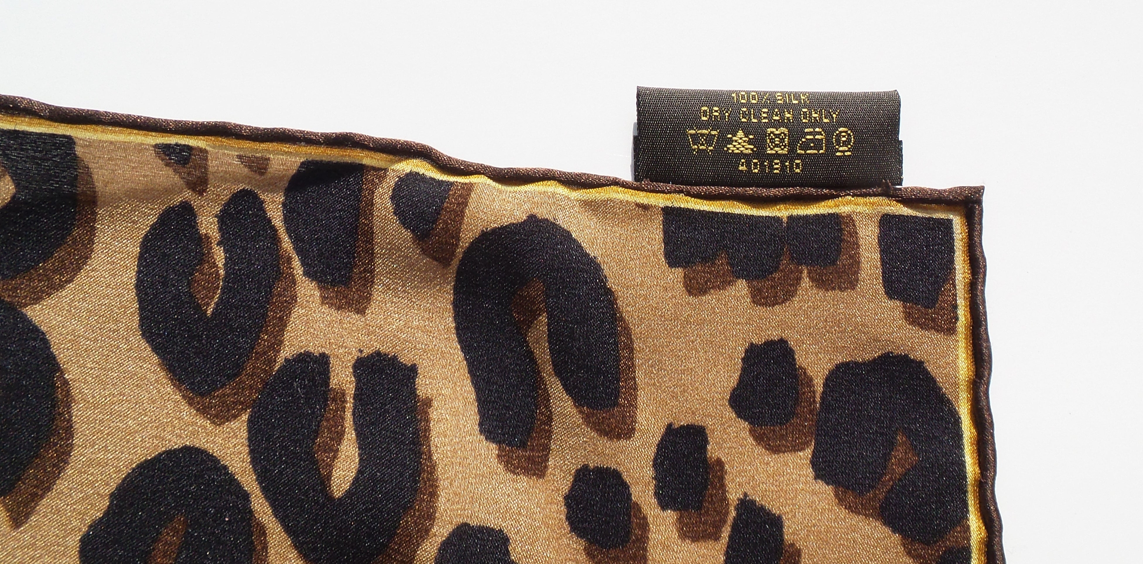 Louis Vuitton Chale Monogram Leopard print Cotton ref.549657