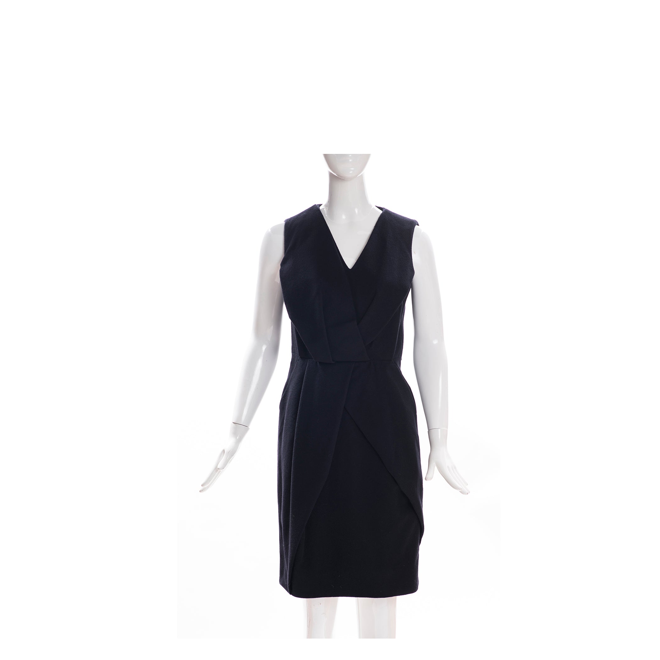 black v neck sheath dress