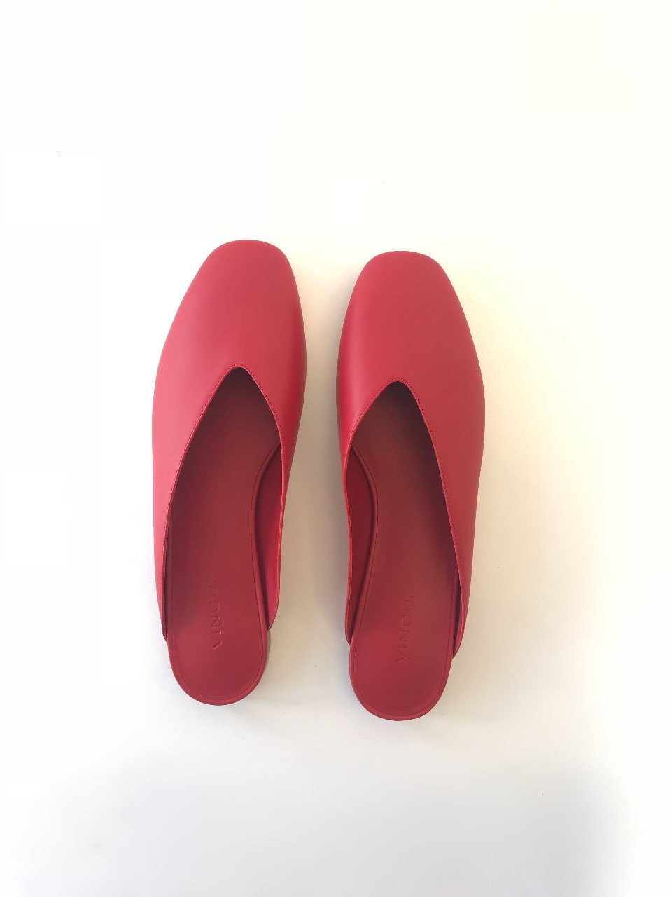 VINCE- Levins Red Flat Leather Slides 