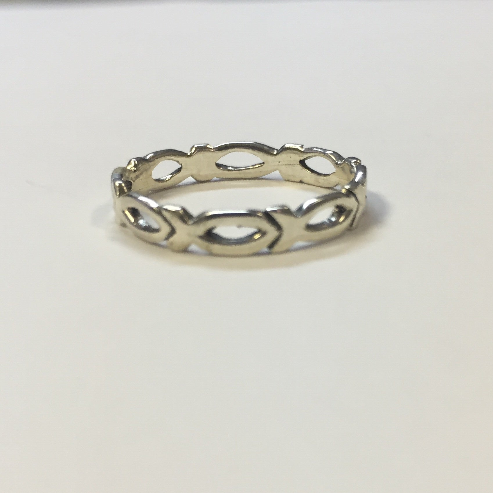 CHRISTIAN FISH RING - Queens Court Jewelry - Christian Key Ring