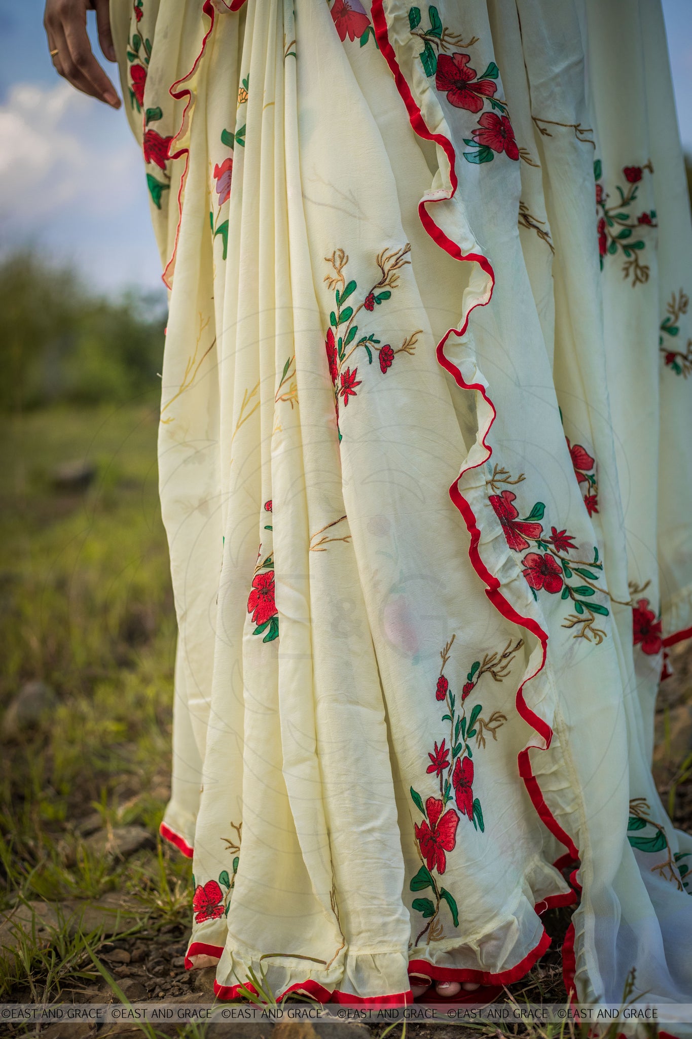 Rosa Pure Flat Silk-Chiffon Hand Embroidered and Printed Saree