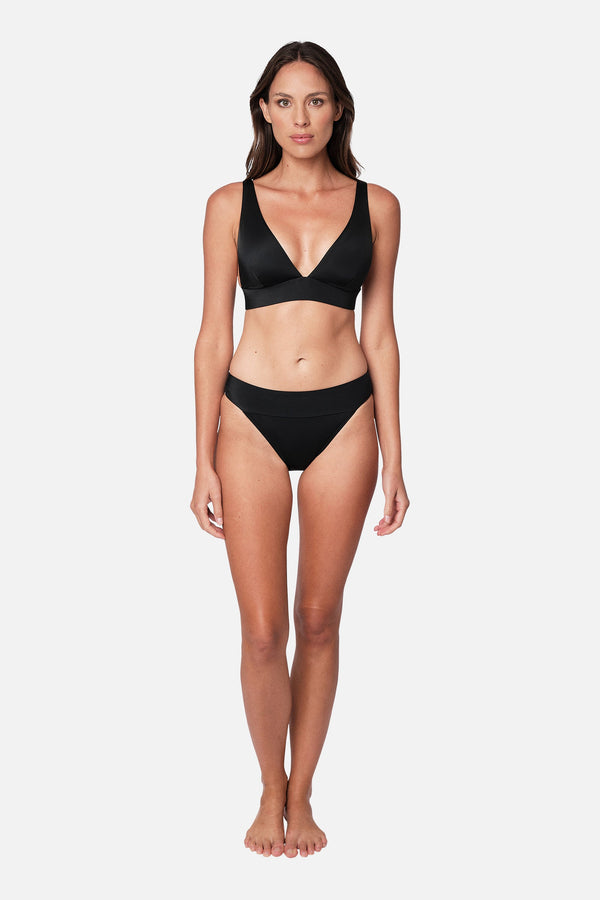 Classic Square Neck Bikini Bralette BLACK – UNE PIECE