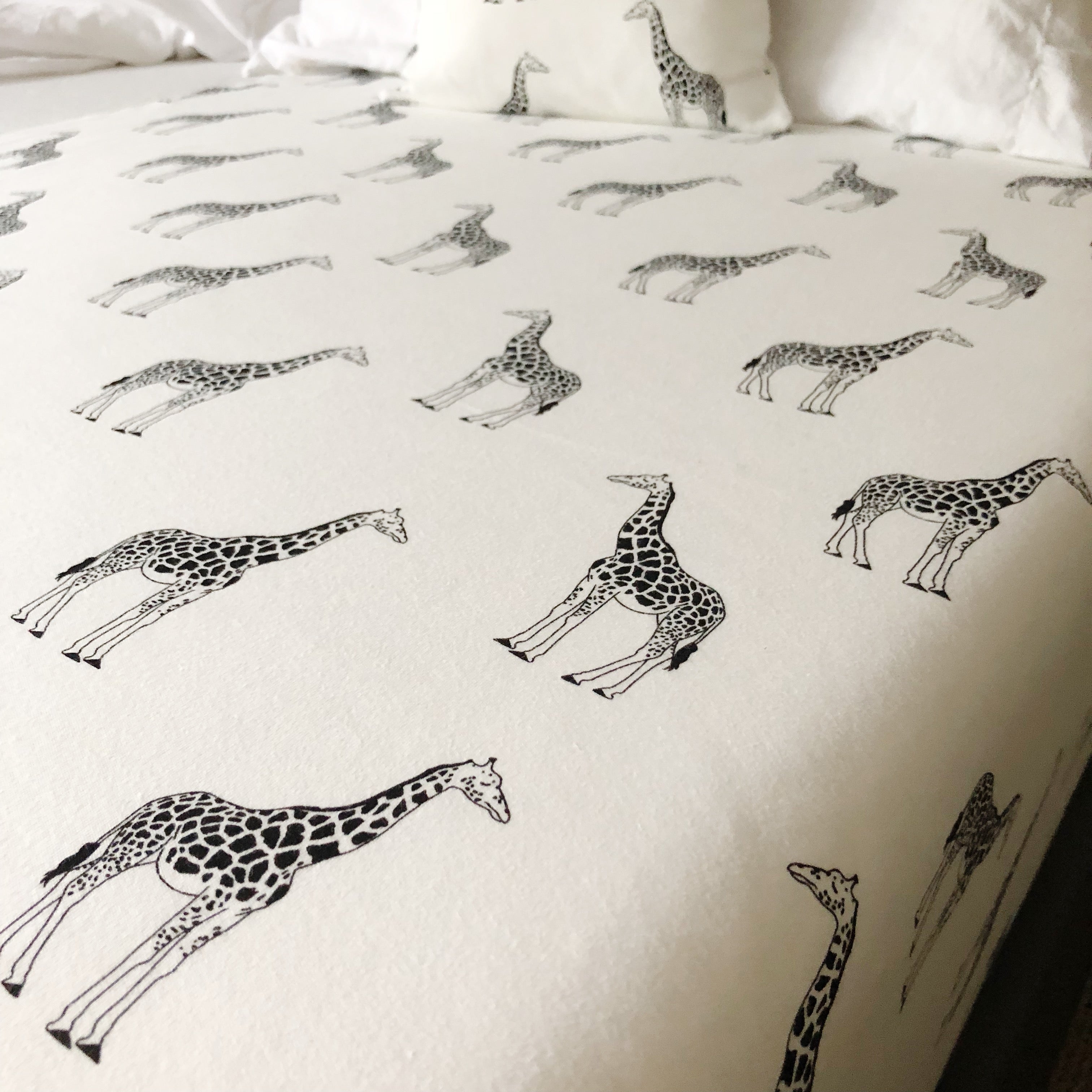 patterned cot bed sheets