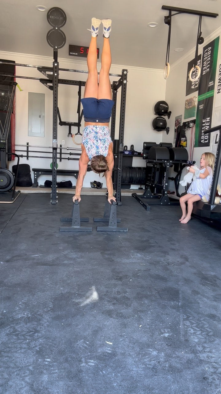 Arielle Loewen training with her daughter