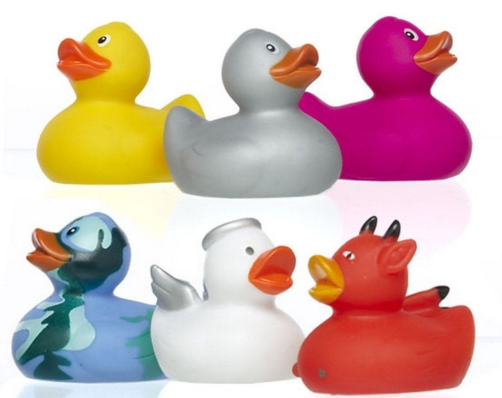 5 rubber ducks