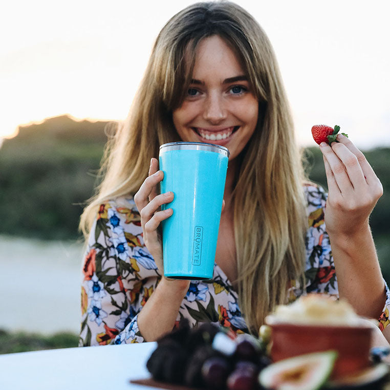 OUR SHAKER PINT IN ACTION.