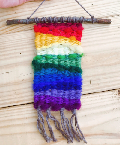 A Beginner Weaving Tutorial - Waldorf Handwork