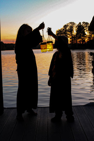 Children celebrate Martinmas Waldorf Festival with homemade lanterns - Bella Luna Toys