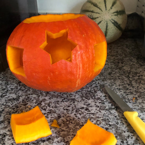 A star-shaped cutout in a Pumpkin - Bella Luna Toys