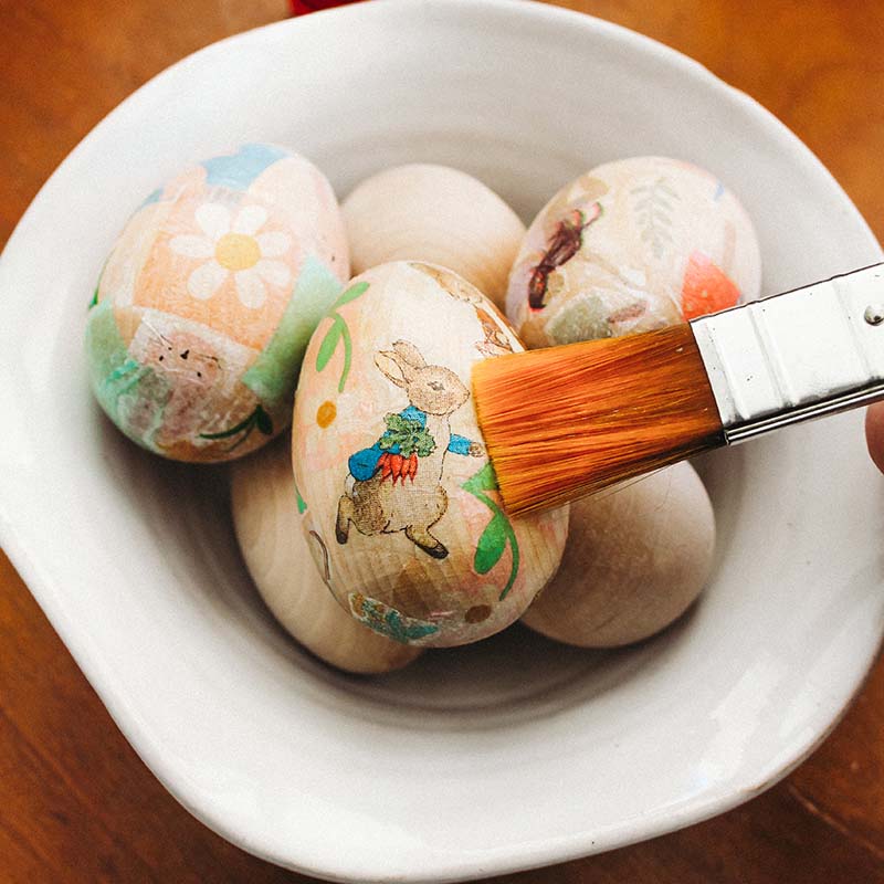 Decoupage wooden eggs craft