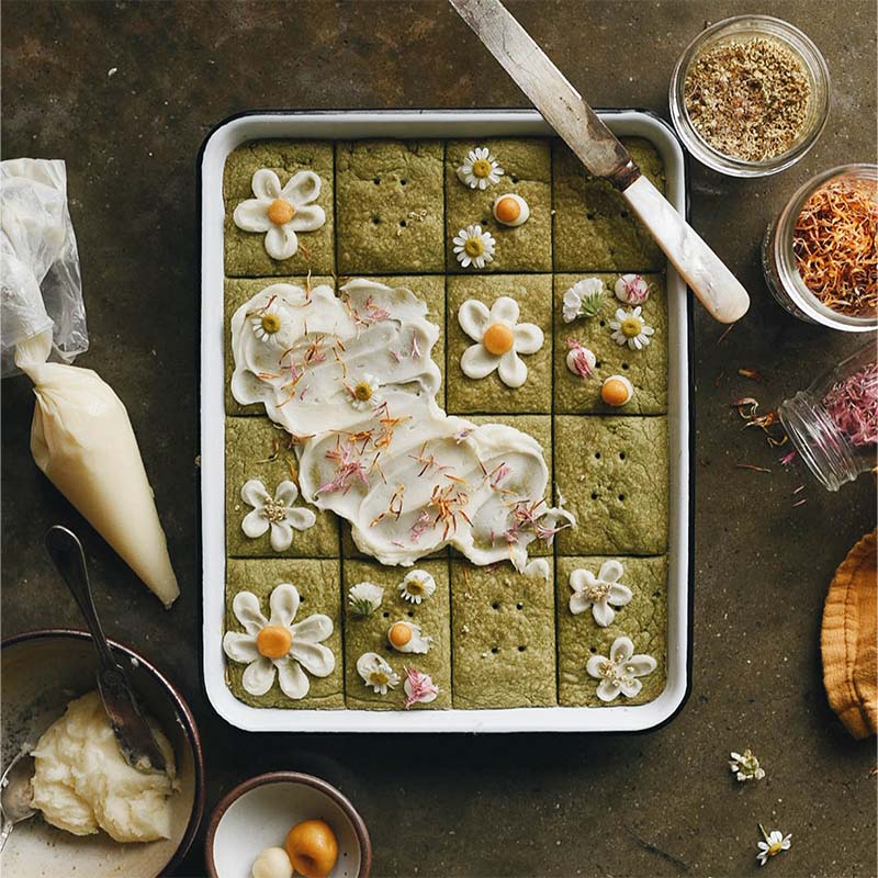 Springtime shortbread flower cookie recipe