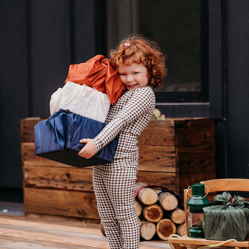 Sustainable Wrapping Gifts with Playsilks