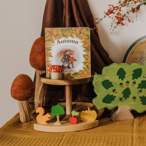 Fall seasonal table with waldorf celebration ring decorations