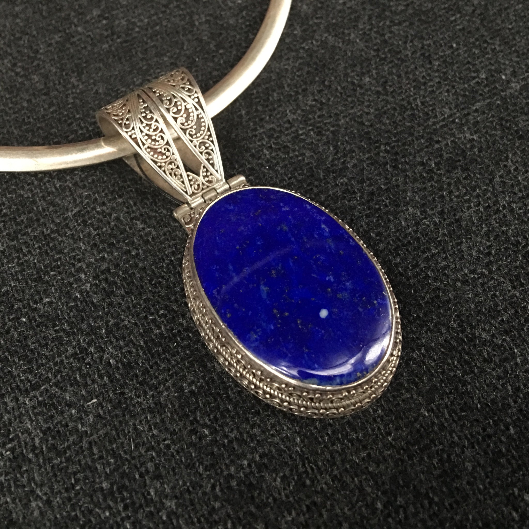 lapis pendant